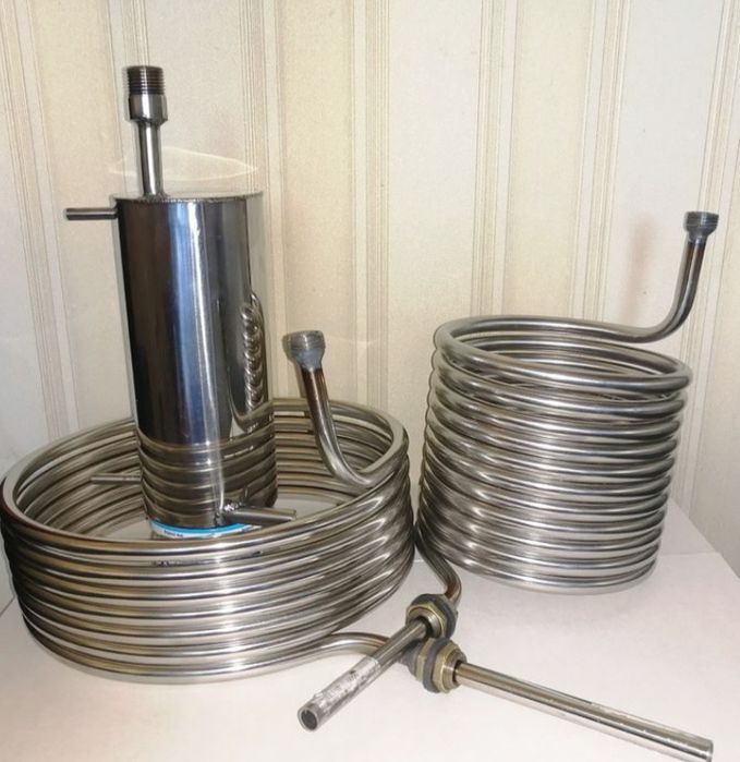 Авторский дистиллятор медный для коллекции.