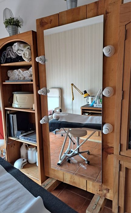 Espelho grande de maquilhagem eletrificado