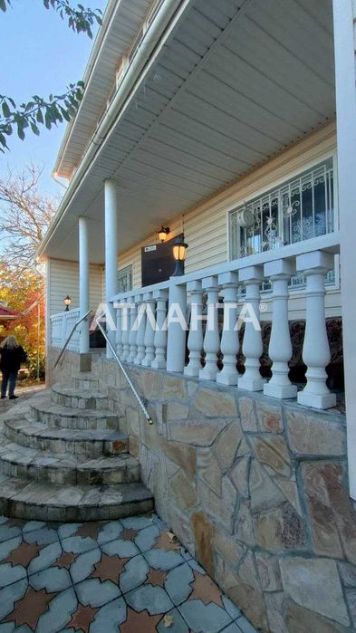 Продам загородний дом зимнего типа