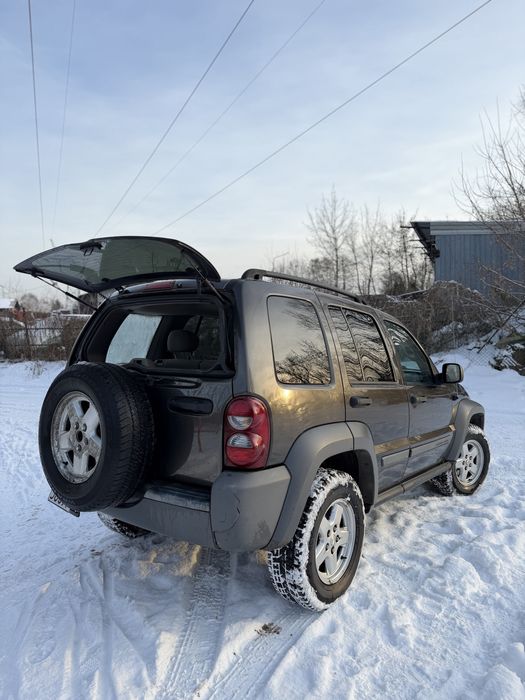 Na sprzedaz Jeep Liberty 2005 3,7 LPG