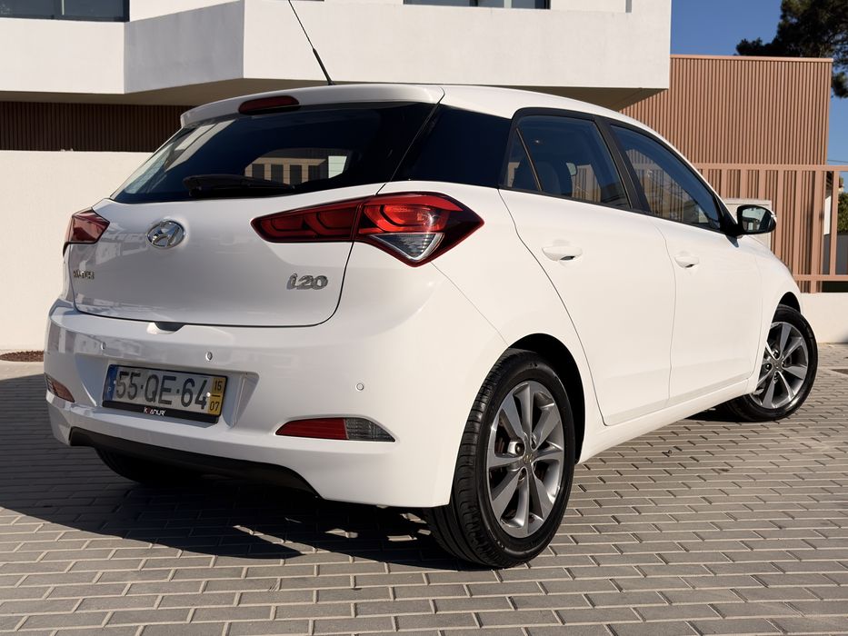Hyundai i20 • 1.2 STYLE 85cv • 126.000 kms