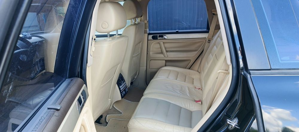 Продам машину Volkwagen 2.5 TD