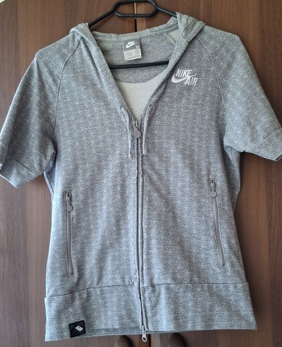 Szara bluza damska Nike AIR rozmiar M 38