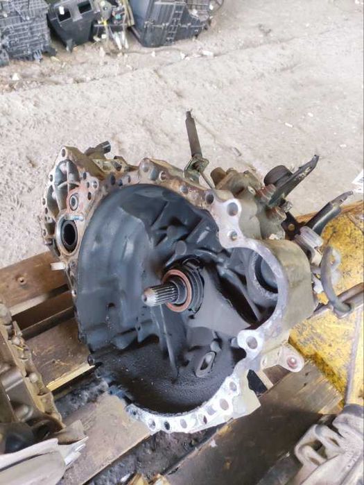 мкпп toyota rav4  2го поколения 2.0 дизель d4d  30300-42120