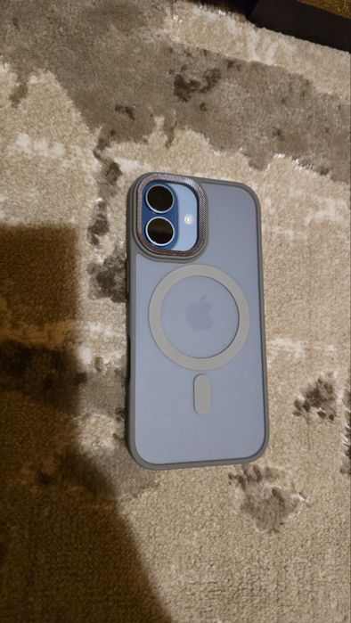 Чохол на IPhone 17