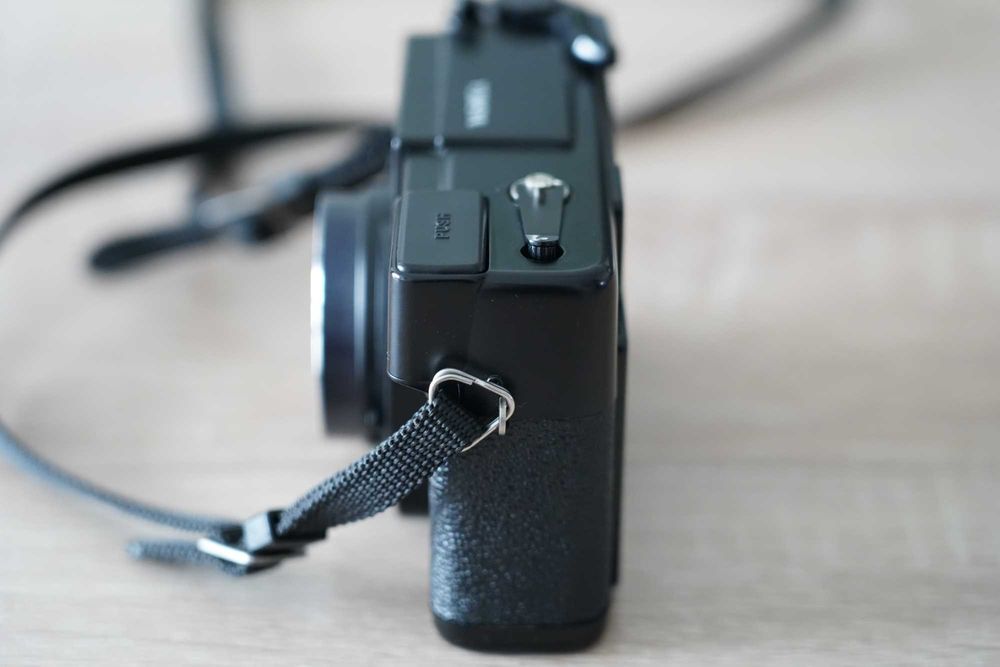 Yashica Auto Focus aparat analogowy