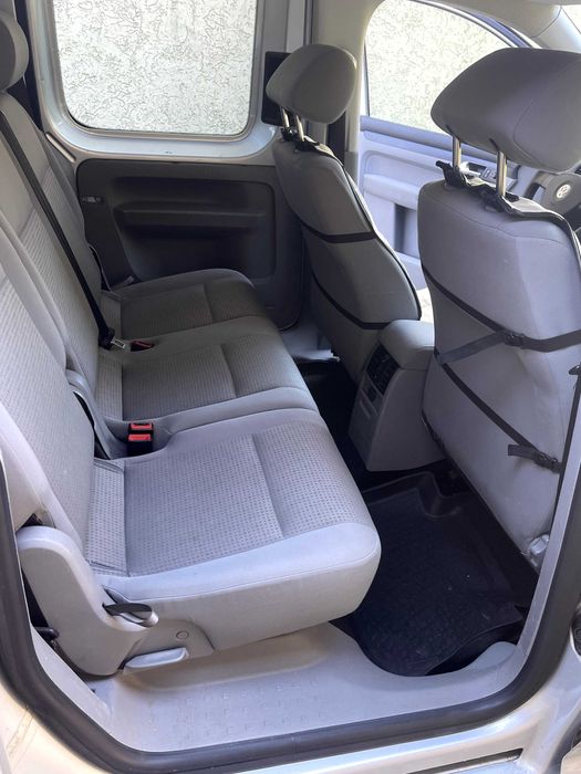 volkswagen caddy 1.6 бензин