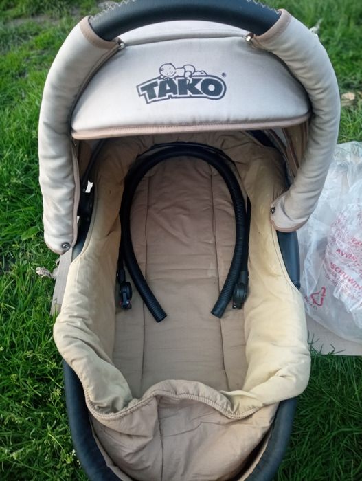 Каляска с люлькой