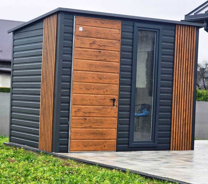 Domek Schowek z Bramą i WIatką