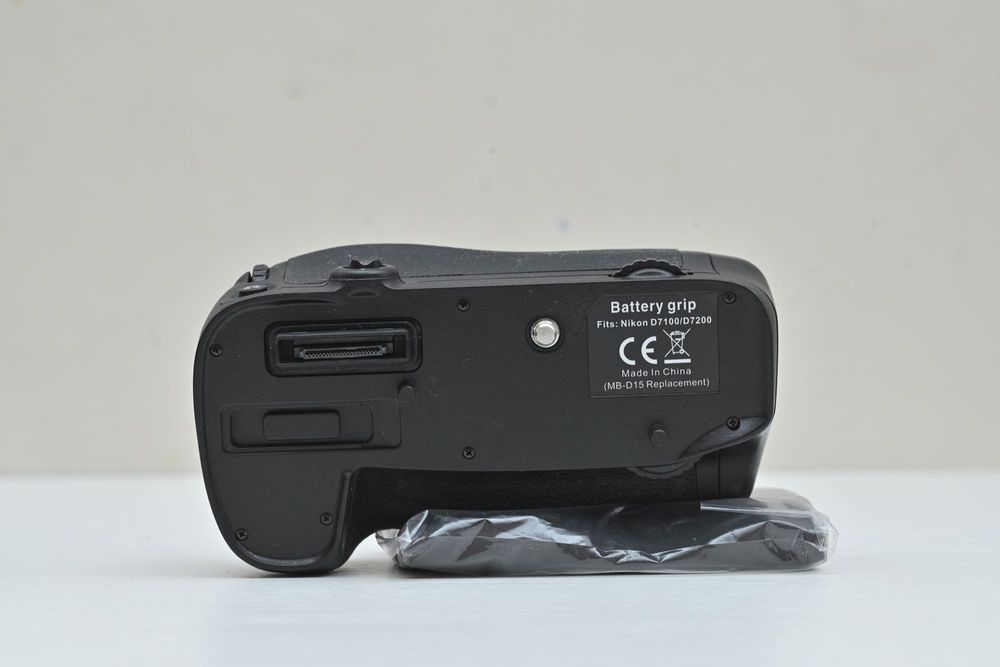 Panasonic BGGH5 Battery grip GH5, GH5S / Nikon D7100/D7200 Бустер