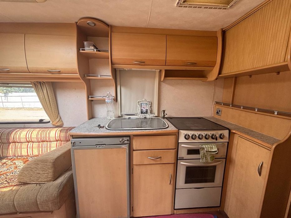 Продам автодом кэмпер/трейлер/дом на колесах для семьи и путешествий