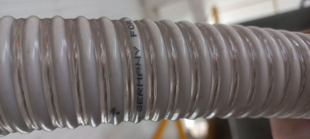 Шланг для басейну.