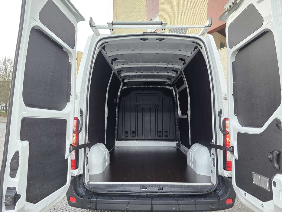 Renault Master L2H2 - Teto Alto – C/Grade e Escada - Full Extras - Iva
