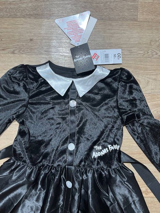 Сукня та перука венздей 4-5-6 роки платье венздей