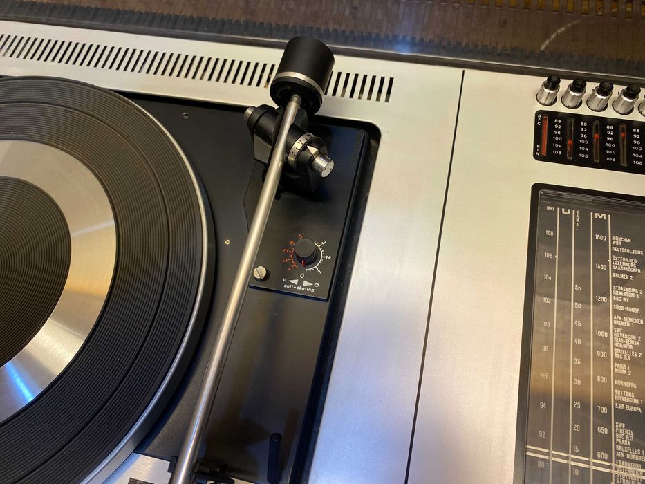 Adapter gramofon Grundig Studio 2000 (film pokazowy)