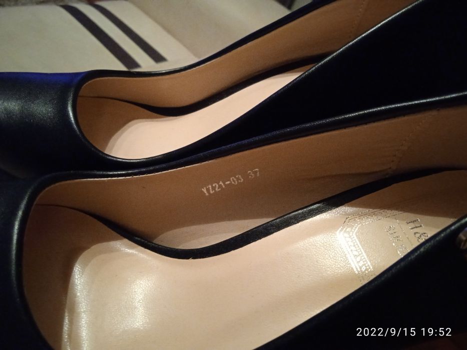 Stileto preto, tamanho 37