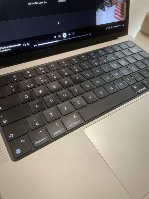 Mackbook Pro M1 14 polegadas
