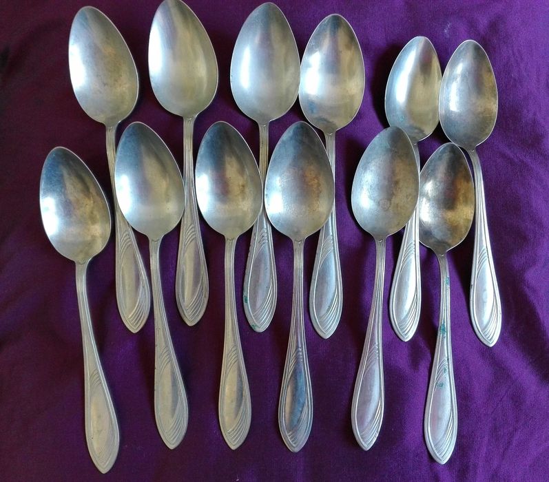 12 Colheres de Alpaca (sopa)