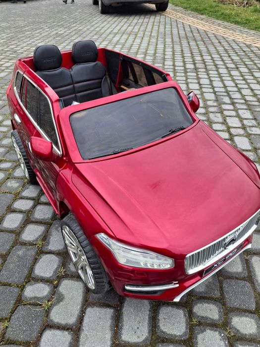 Auto na akumulator VOLVO XC90 dla dziecka