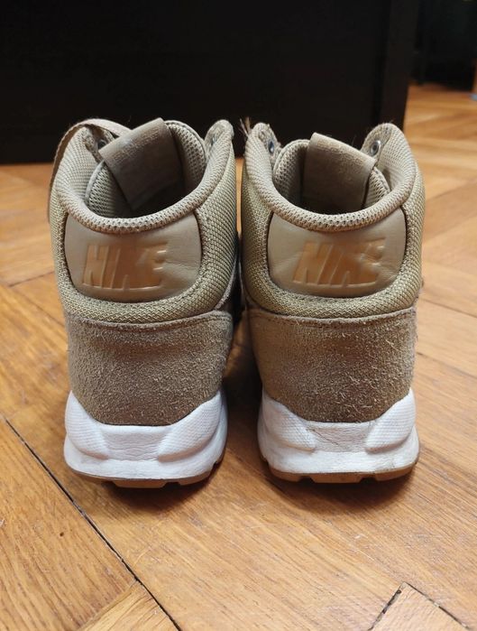 Nike Hoodland Suede r. 38 beżowe buty zimowe unisex – oryginalne damsk