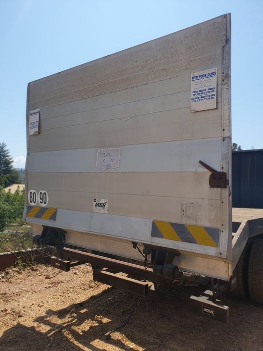 Plataforma hidraulica para camiao