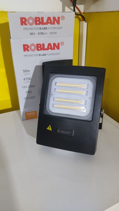 Projector led 50W 3000K IP65 (NOVO)