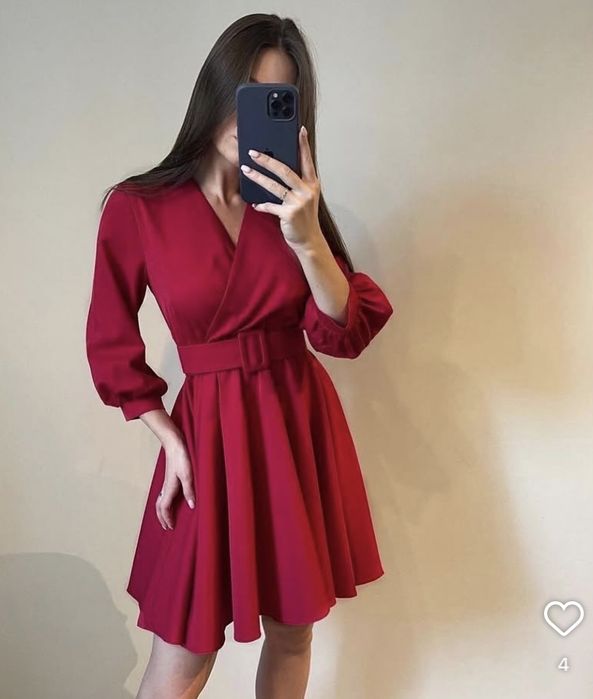 Сукня жіноча з ременем