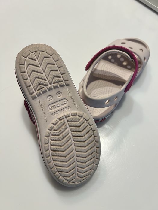 Sandałki Crocs dla dziewczynki