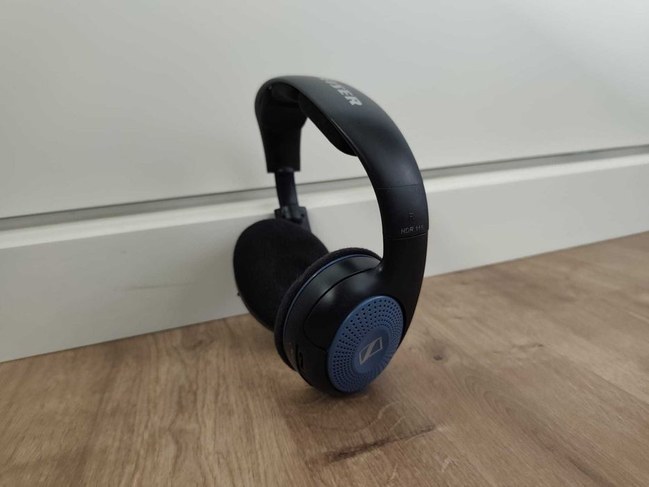 Auscultadores Sem Fios Sennheiser – Base com Entrada AUX