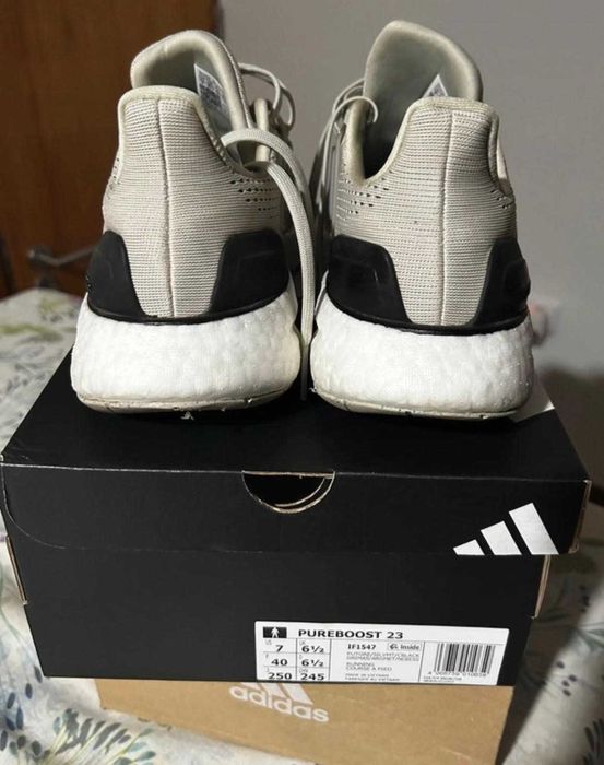 tenis adidas pure buste