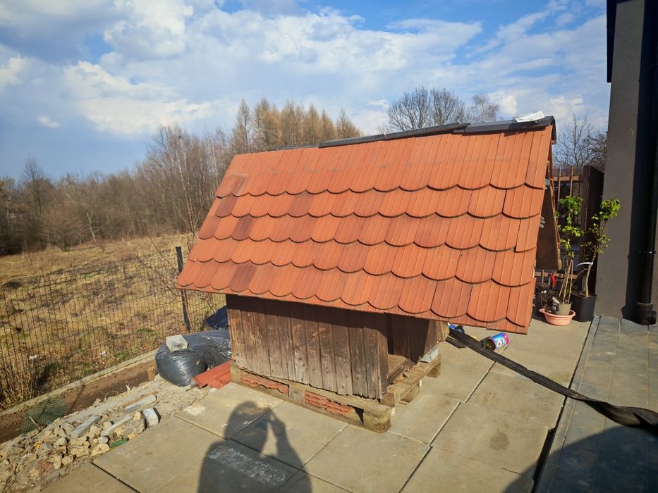 Buda dla dużego psa, owczarka