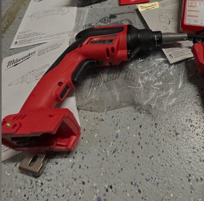 Milwaukee   Aparafusadora Gesso Cartonado