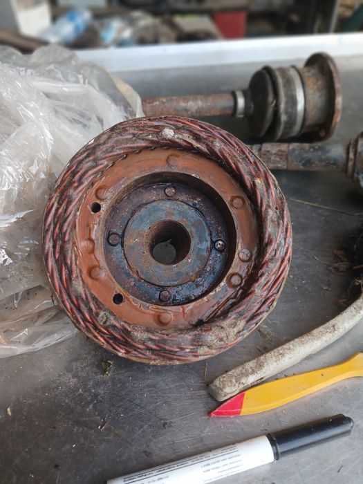 Peças para honda 360, bobines e transmissões  e direcção.