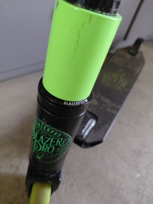 Hulajnoga Blazer pro  decay