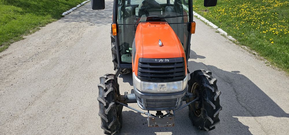 Kubota KL33 Трактор Мінітрактор