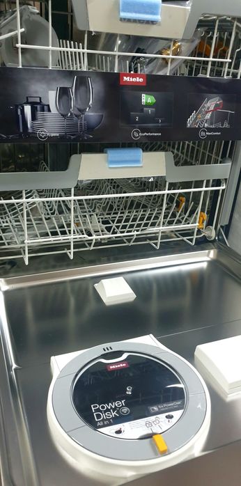Miele G 7460 SCVI   встраиваемая в мебель посудомойка / 1600€