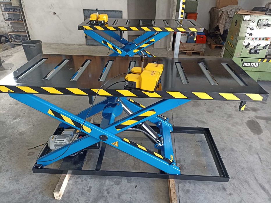 Plataforma elevatória / Mesa elevatória