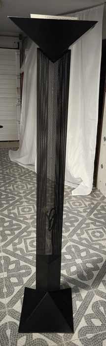 Candeeiro de pé Osvaldo Matos Pós-Moderno Vintage