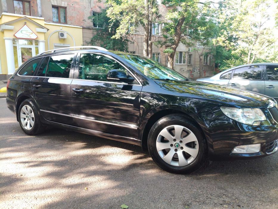 продаю  skoda superb в максимальній комплектації