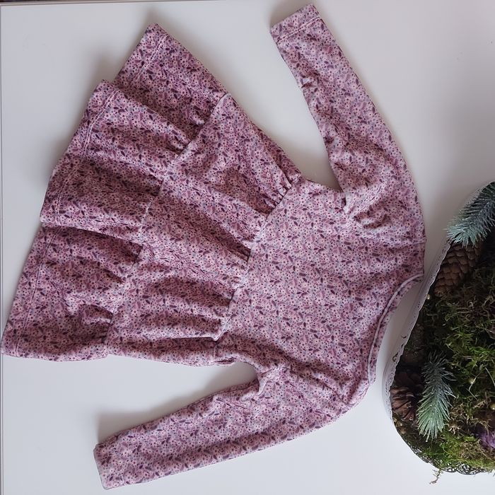 Sukienka w kwiatuszki Moonstar 92