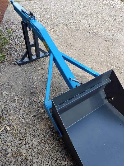 Tur na tył ciągnika podnośnik łycha nowa na tuz widły do obornika