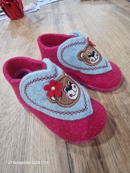 Kapcie dla dziewczynki 21