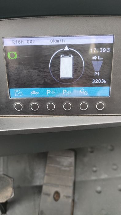 Sprzedam  elektryczny wózek widłowy Jungheinrich  EFG 216k.