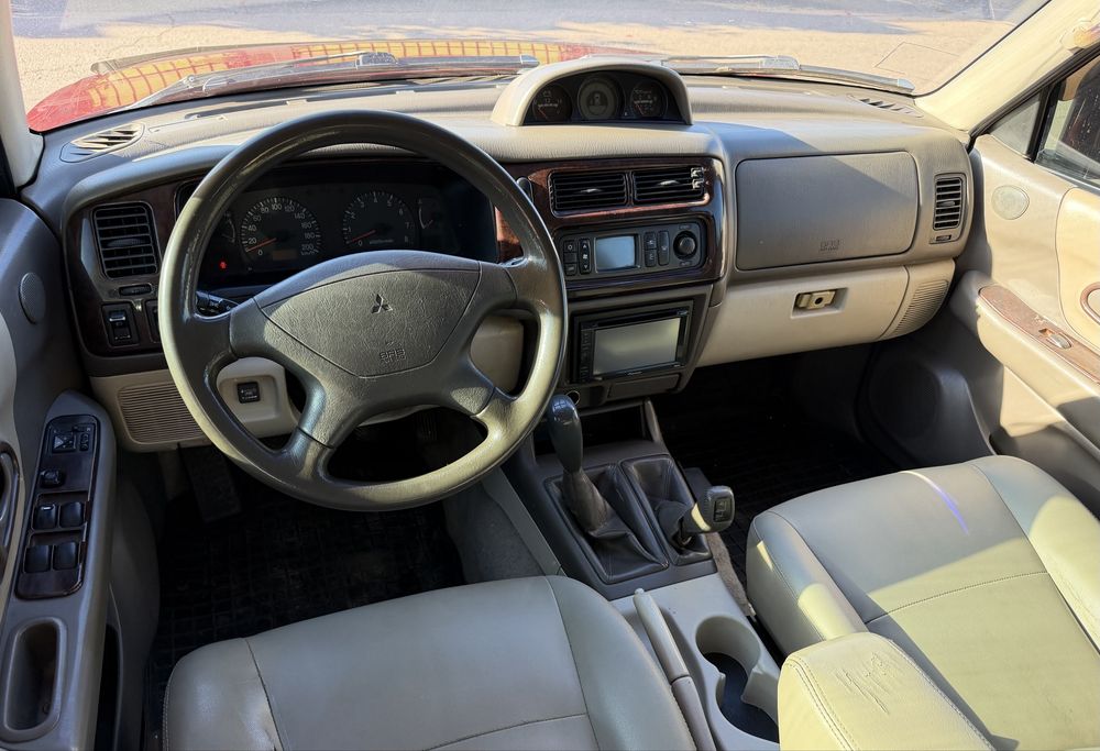 Продам Mitsubishi Pajero Sport 2005 3.0 газ/бензин рідний пробіг гарний стан!