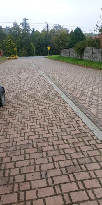 Zamiatanie Dróg  Parkingów Placów  Pielnik Mycie Kostki Brukowej