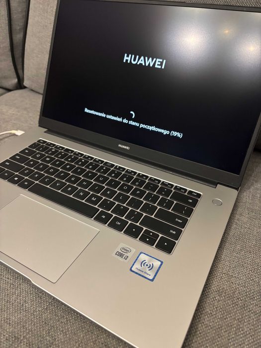 HUAWEI MateBook D15 8GB/256 GB SSD/15.6"/Windows 11