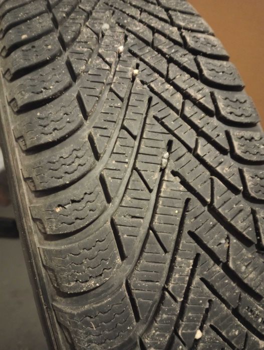 4xOpony zimowe Pirelli 195/65r15