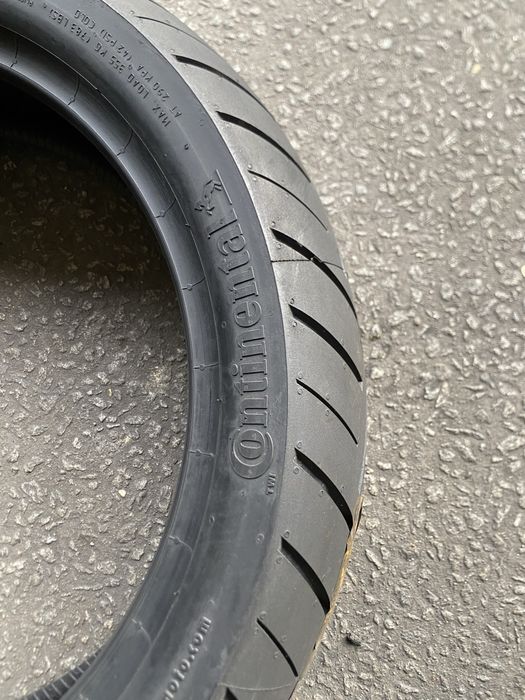 Pneu de mota 170/60/17 Continental ContiRoadAtack 3 (NOVO)