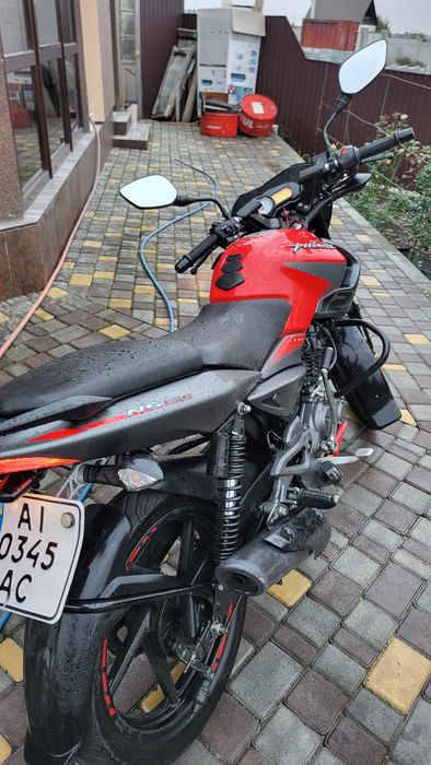 Bajaj pulrar ns125