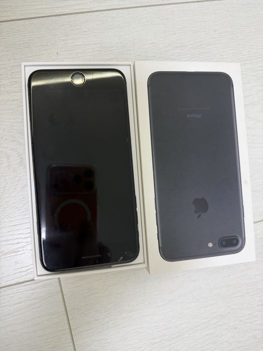 Продам iphone 7 plus black 128 Gb